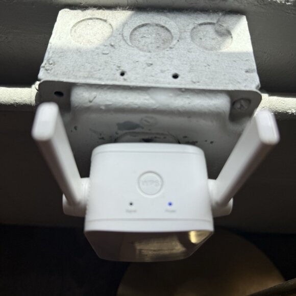 TP-Link TL-WA855RE Repeater 300MBit WLAN N Repeater & Access Point US Seller - Picture 9 of 10